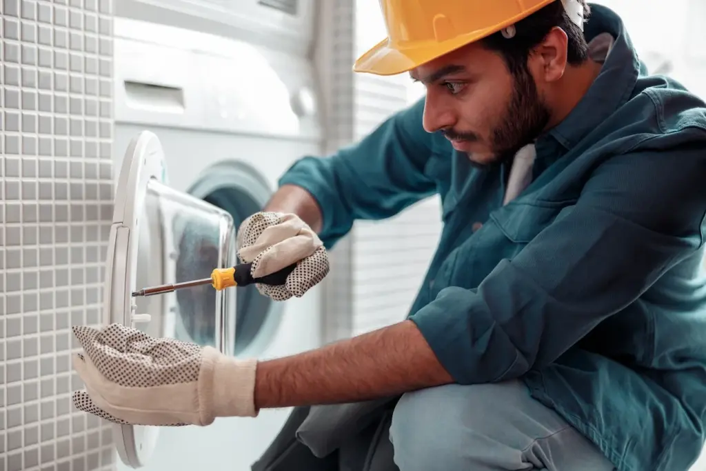 Washer and Refrigerators repair specialist working in The Villages homes